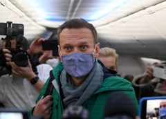 Алексея Навального арестовали на 30 суток