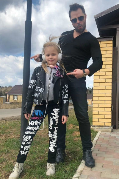 Виталий Гогунский проводит время с дочерью Миланой