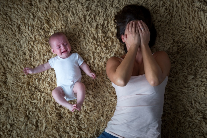 Неловкий момент: 8 неприглядных фактов о материнстве