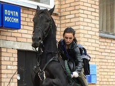 Без границ: герои, которые справились с пробками на дорогах оригинальным способом