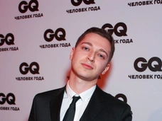 Оксимирон и Дмитрий Глуховский признаны иноагентами