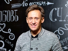 Джакузи с Галкиным*, флирт с Воробей. Какие сплетни ходят о Сергее Дроботенко