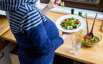 Названо опасное последствие ожирения у беременных. Под угрозой психика ребенка