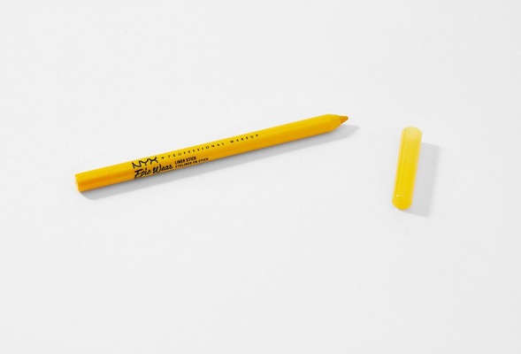 Желтый карандаш для глаз NYX
