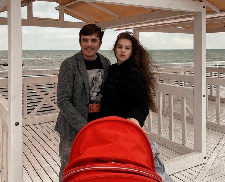 «Больно смотреть, как моя девочка без отца»: Артемова призналась, что Кузин хочет вернуться в семью