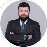 Илья Кукес