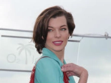 Милла Йовович экономит деньги мужа