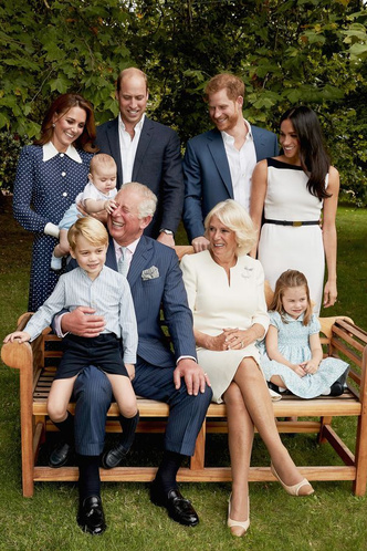 Идеальный дедушка: самая трогательная традиция принца Чарльза и его внуков