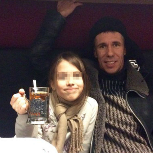Актер увез дочку в Москву