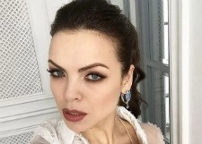 Ведущая шоу «На 10 лет моложе» Светлана Абрамова выходит замуж