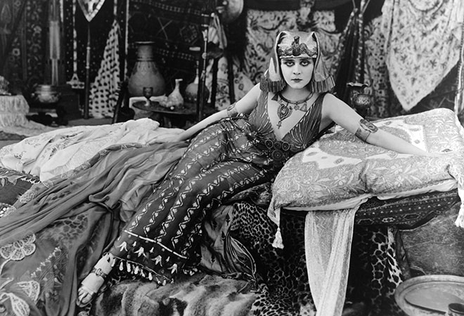 Клеопатра: 9 самых неправдоподобных образов в кино