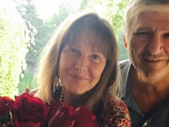 Елена Проклова живет с экс-мужем, пользующимся услугами «профессиональных женщин»