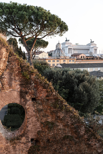 Дизайнерская вилла с видом на центр Рима