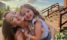 Макияж, поза, камера: в Сети обсуждают взрослую фотосессию 4-летней дочери Тарасовых