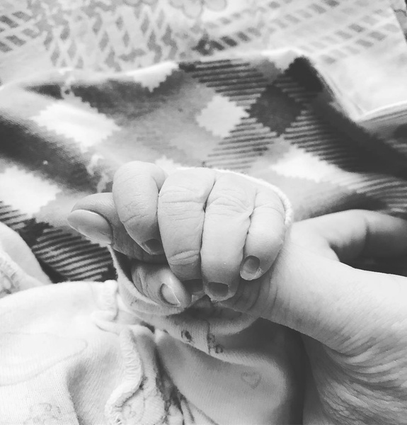 Поклонники поздравляют олимпийскую чемпионку Светлану Ромашину с рождением ребенка
