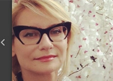 Эвелина Хромченко похвасталась коллекцией очков