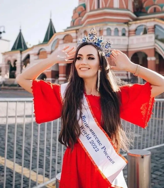 Елена Максимова | www.starhit.ru