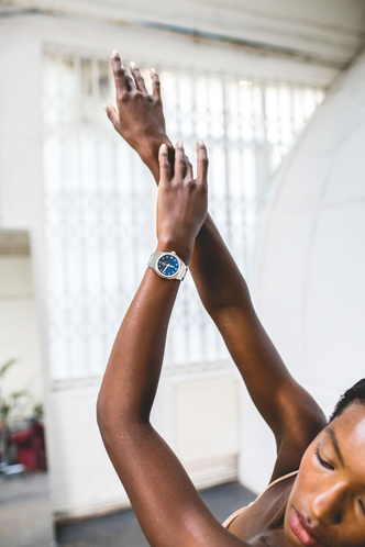 DreamHers: бренд Zenith создал часы для независимых женщин всего мира