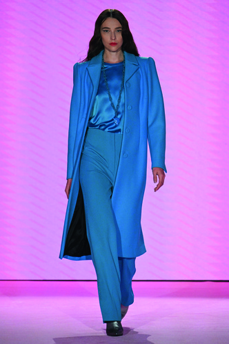 Идеальные пальто, безупречные костюмы и яркая палитра цветов в новой коллекции Marc Cain