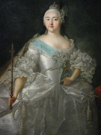 Сокровища Романовых: самые роскошные коронационные платья российских императриц, от которых захватывает дух