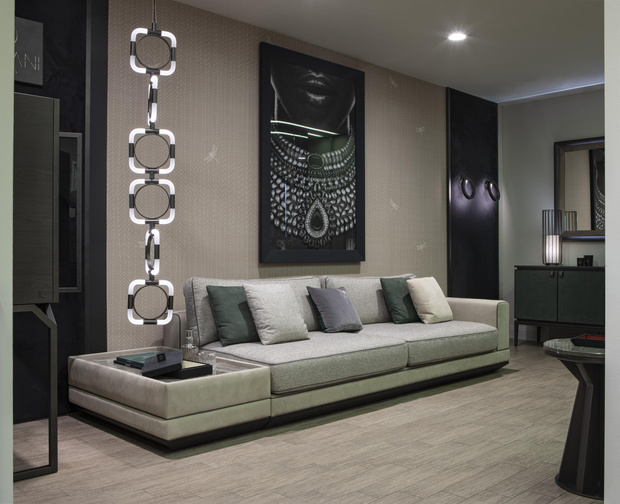 Фото №1 - Новая коллекция Cipriani Homood в шоуруме Royal Room