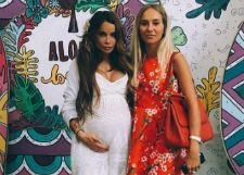 Айза Анохина устроила праздник в честь будущего малыша