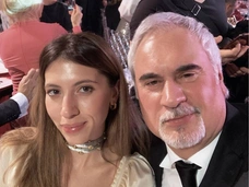 Разведенная дочь Валерия Меладзе провела вечер с отцом и избранником — фото