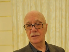 Леониду Куравлеву провели операцию. Актер будет питаться через трубку в желудке