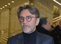 Сергей Шнуров: «В Собчак, как в сковородку горячую, плюнул – обязательно зашипит»