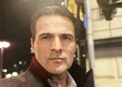 «Ногами не хожу, дышу отборным кислородом»: звезда «Мажора» Александр Дьяченко тяжело переносит ковид