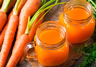 Правда ли, что морковный сок полезен, только если развести его сливками?