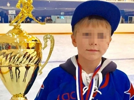 Последние секунды жизни 14-летнего хоккеиста СКА – видео