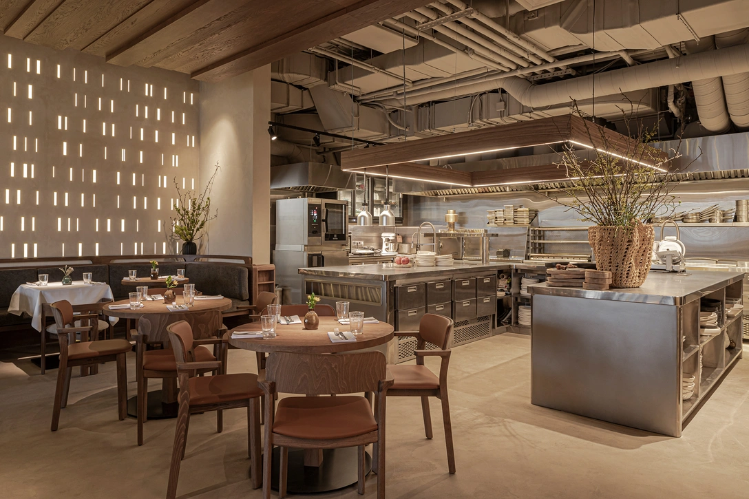 Бюро Static Aesthetic оформило ресторан Folk в Москве | Источник: Никита Крючков