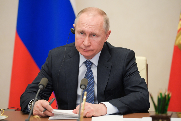 «Страна — одна семья. Но и здесь не без урода»: Владимир Путин дал новые поручения по борьбе с пандемией