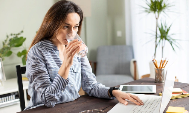 Вода живая и мертвая: что будет, если пить дистиллированную воду