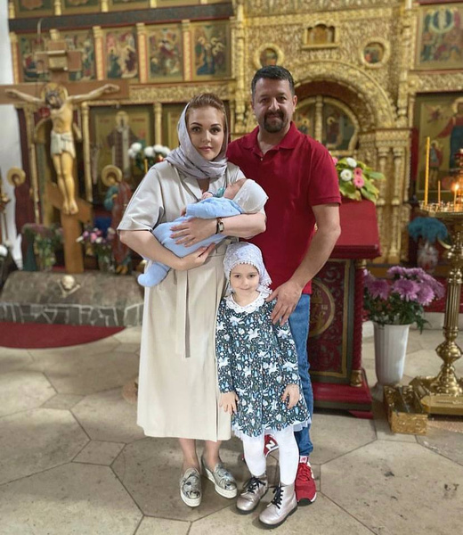 Марина Девятова крестила двухмесячного сына
