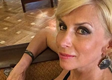 Алена Свиридова удивила смелым фото в бикини