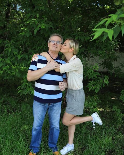 Избитый отец Даны Борисовой попал в реанимацию из-за пяти тысяч рублей