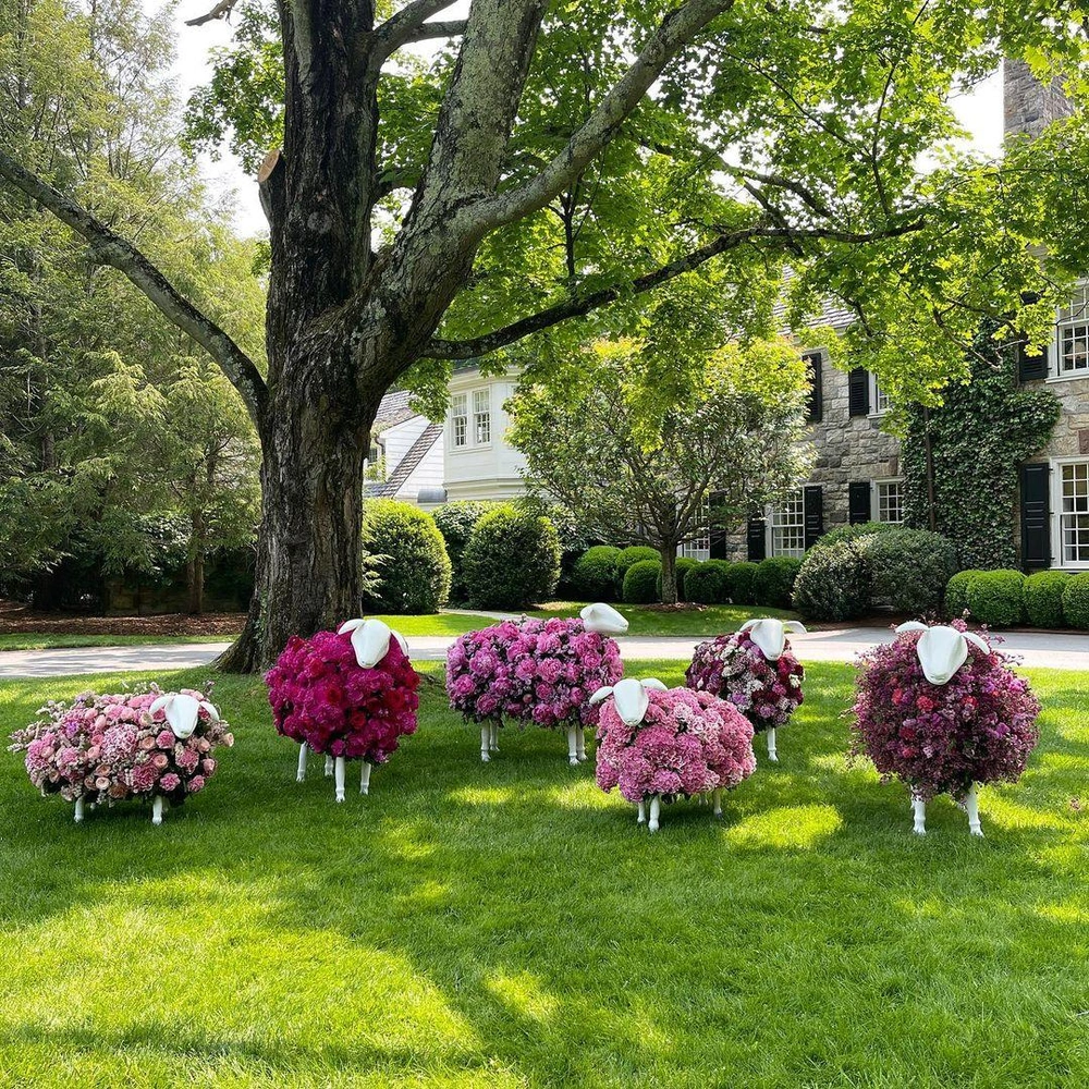 Цветочные овечки от флористов Lewis Miller Design — такой милоты вы давно не видели! | Источник: Lewis Miller Design