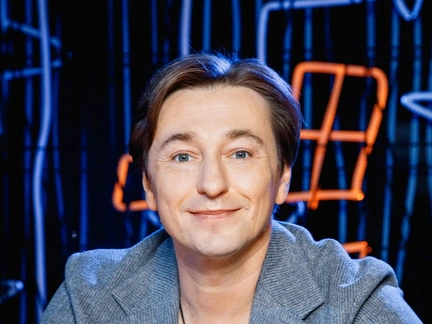 Сергей Безруков о декрете супруги, Константине Хабенском и детском конкурсе «Синяя птица»