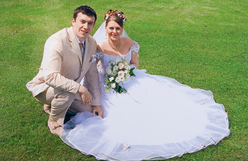 Михаил и Кристина встречались два года, а 4 июня 2005 г. сыграли свадьбу