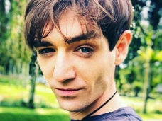 Александр Шепс позвал на свидание звезду «Comedy Баттл»