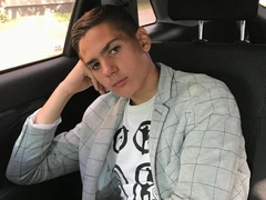 В последний путь проводили 14-летнего Кирилла Пинджояна, сына худрука «Непосед»
