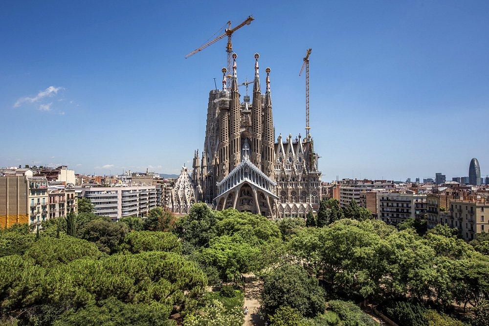 Собор Sagrada Família: 10 фактов о самом одиозном долгострое мира | mcmaison.ru