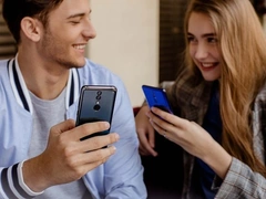 Бородатые женщины и мужчины в свадебном платье: компания Apple анонсировала новые гендерно-нейтральные эмоджи
