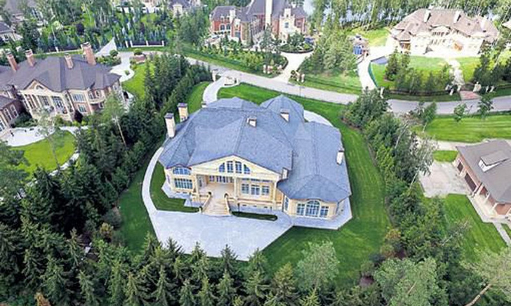 Особняк Стаса Михайлова: как выглядит самый дорогой дом среди всех российских звезд
