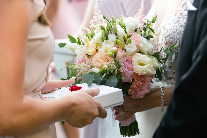 Проклятые подарки: 7 вещей, которые никогда нельзя дарить на свадьбу — брак будет обречен
