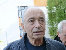 Жена Гафта: «Валентин — лежачий больной, все понимает, но не разговаривает»