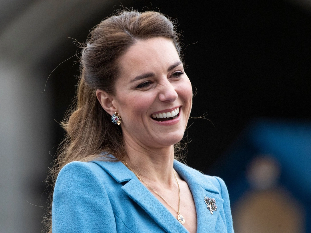 Герцогиня Кэтрин в Холирудском дворце в Эдинбурге, 27 мая 2021 | marieclaire.ru