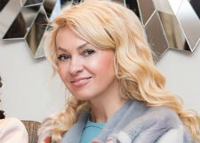 Яна Рудковская объяснила, как похудел ее средний сын